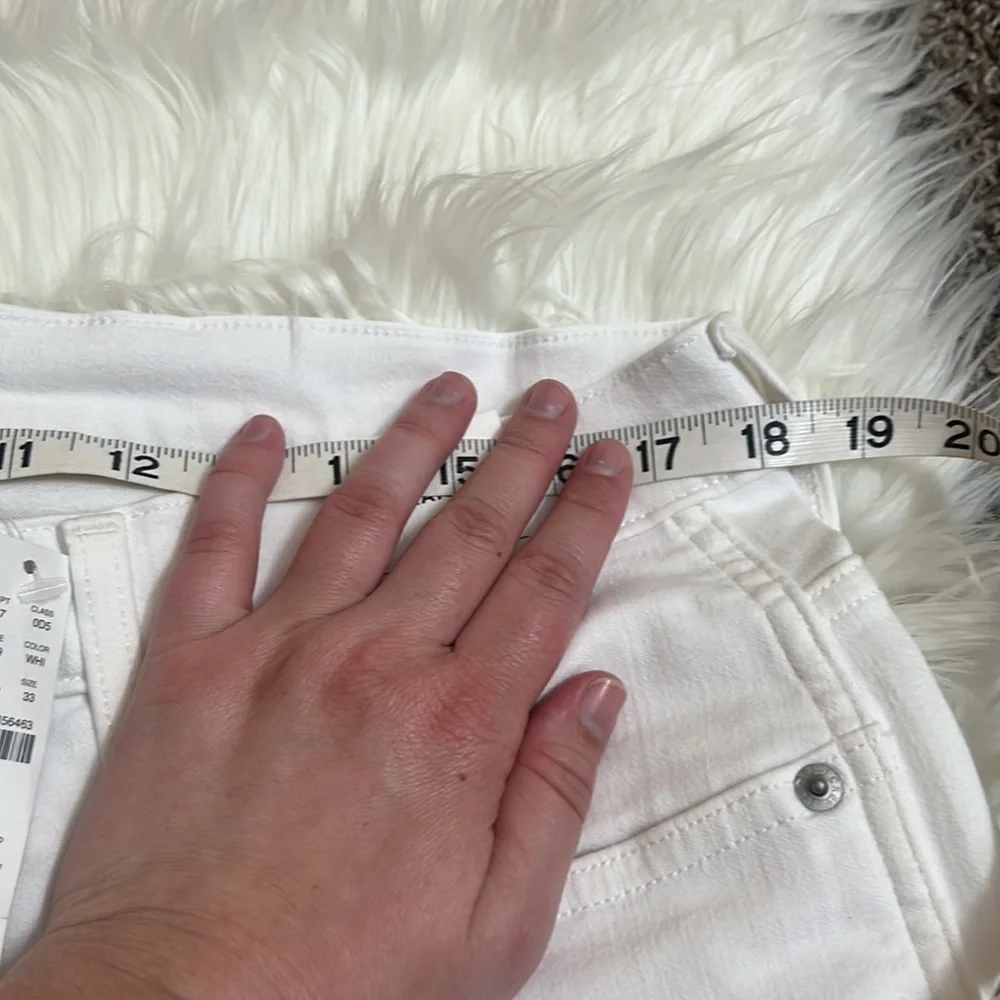 NWT J. Crew 10” Vintage Straight White Jeans 33